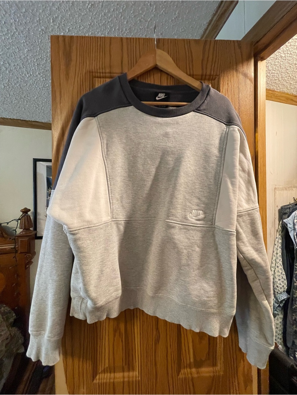 Nike Women’s Light Gray Crewneck with Dark Gray Yoke and Off-White Panels